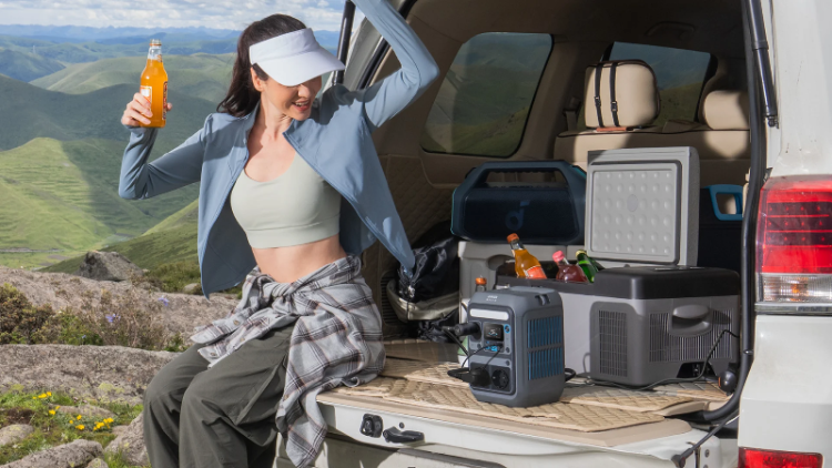 288Wh | 600W Anker SOLIX C300X AC Tragbare Powerstation